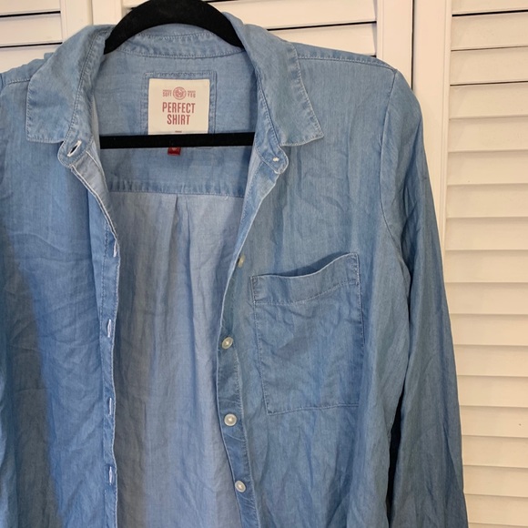 ๐ blue button up ๐ - Picture 1 of 7